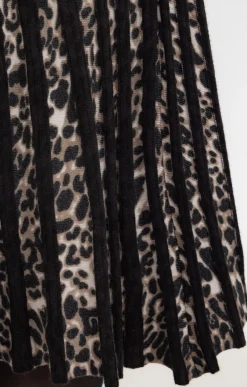 Toscane Boutique Jupe chaude en maille imprimé léopard| Jupes