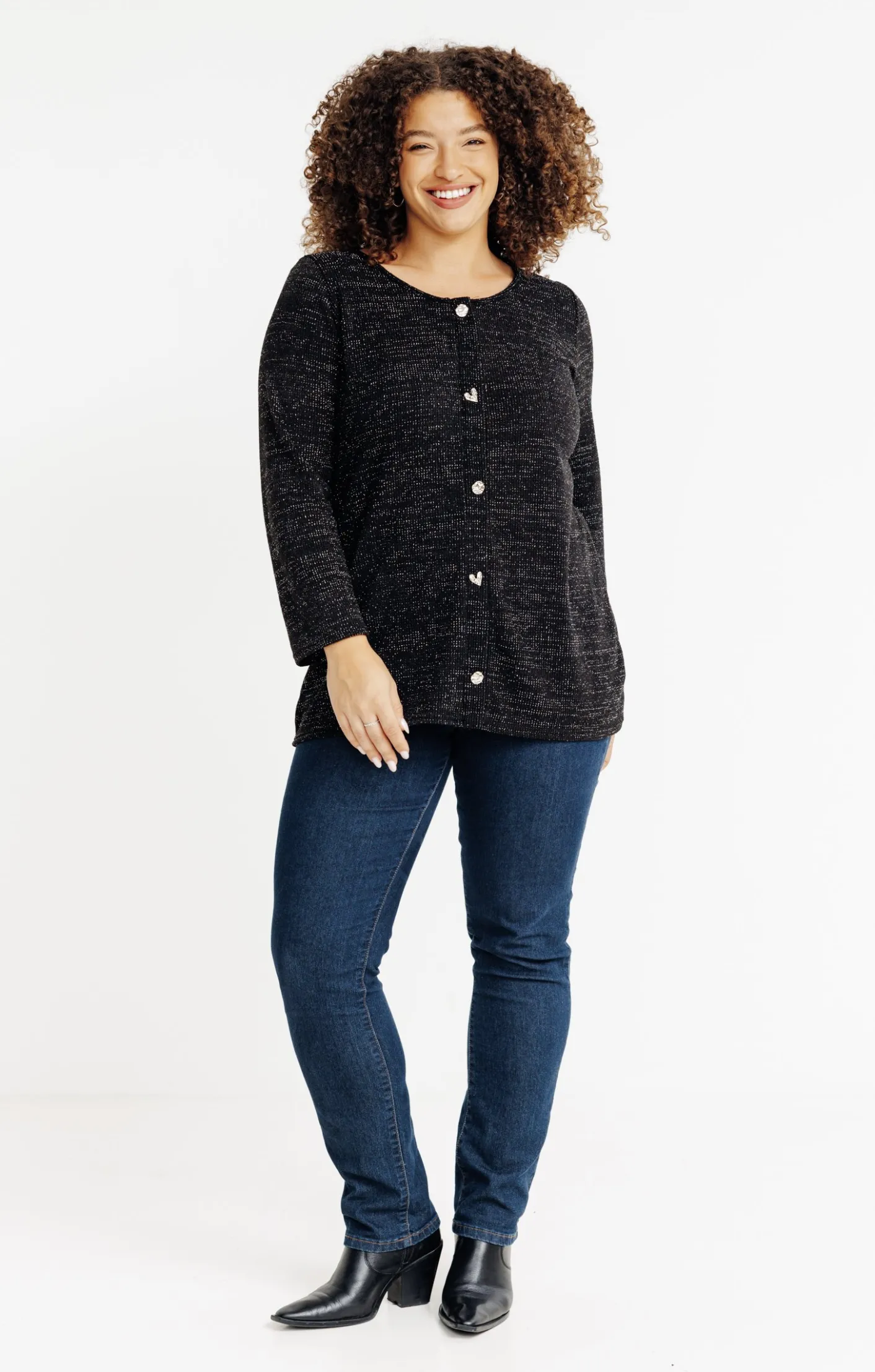 Toscane Boutique Pull avec bijoux fantaisies| Pulls & Cardigans