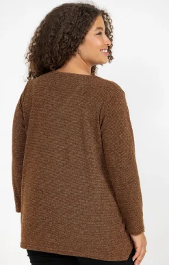 Toscane Boutique Pull en maille brillante et collier| Pulls & Cardigans