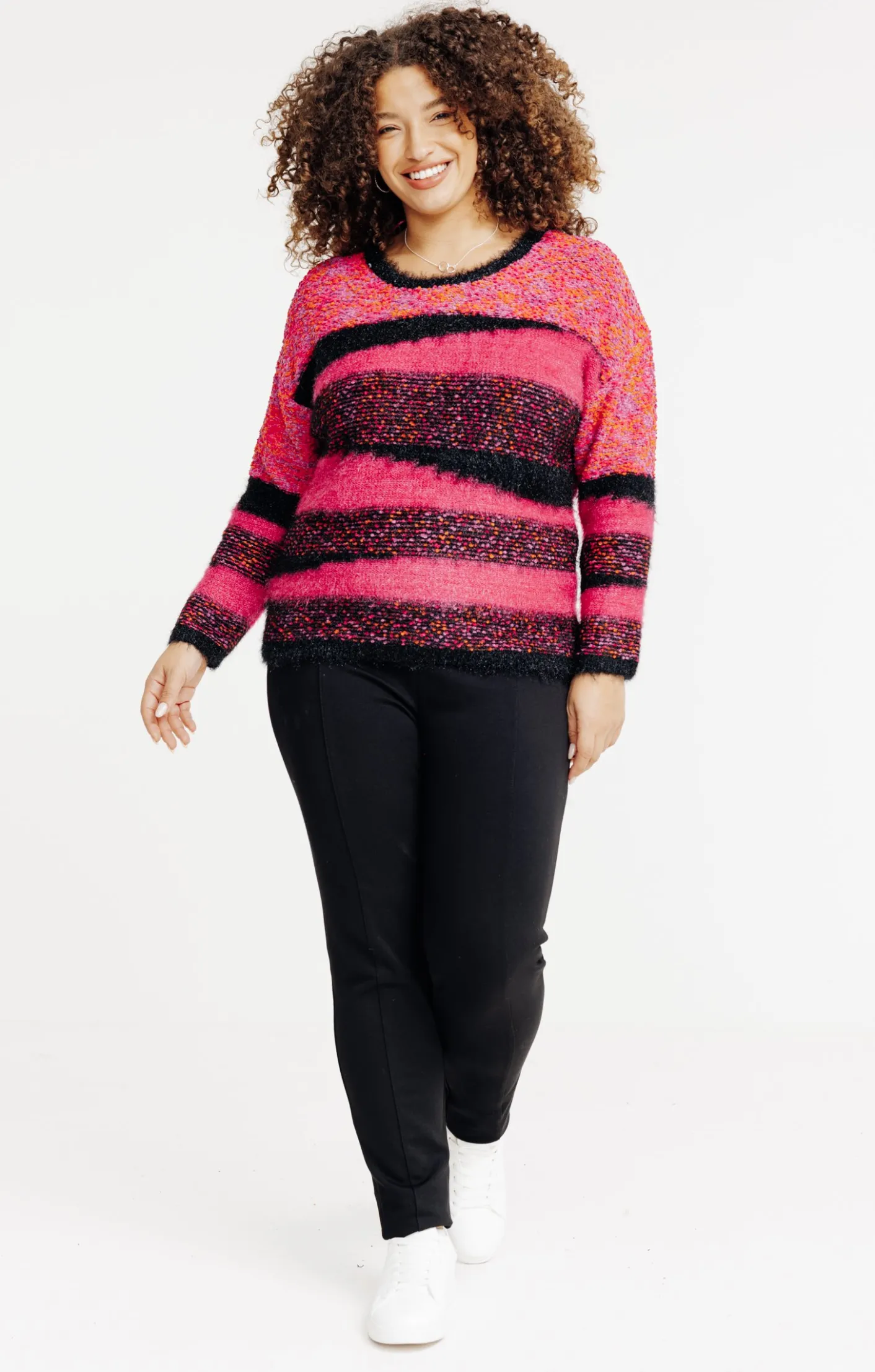 Toscane Boutique Pull patch| Pulls & Cardigans