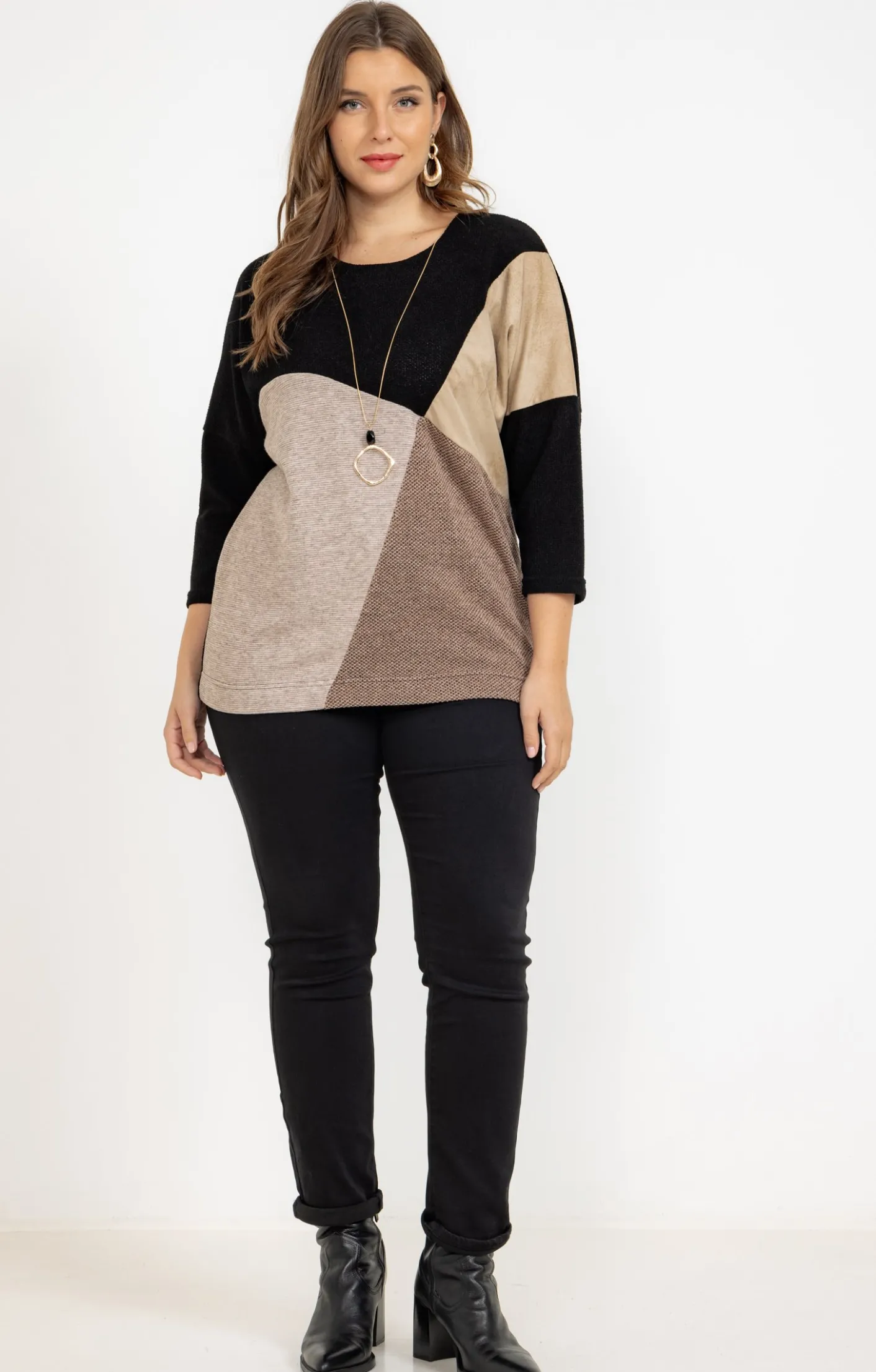 Toscane Boutique Pull patch avec collier| Pulls & Cardigans