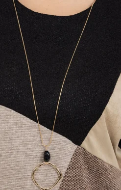 Toscane Boutique Pull patch avec collier| Pulls & Cardigans