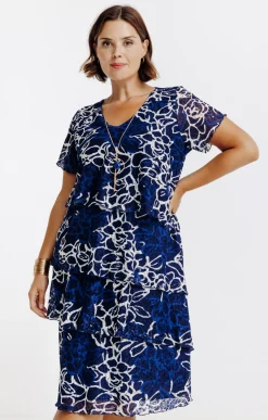 Toscane Boutique Robe en dentelle avec collier| Robes