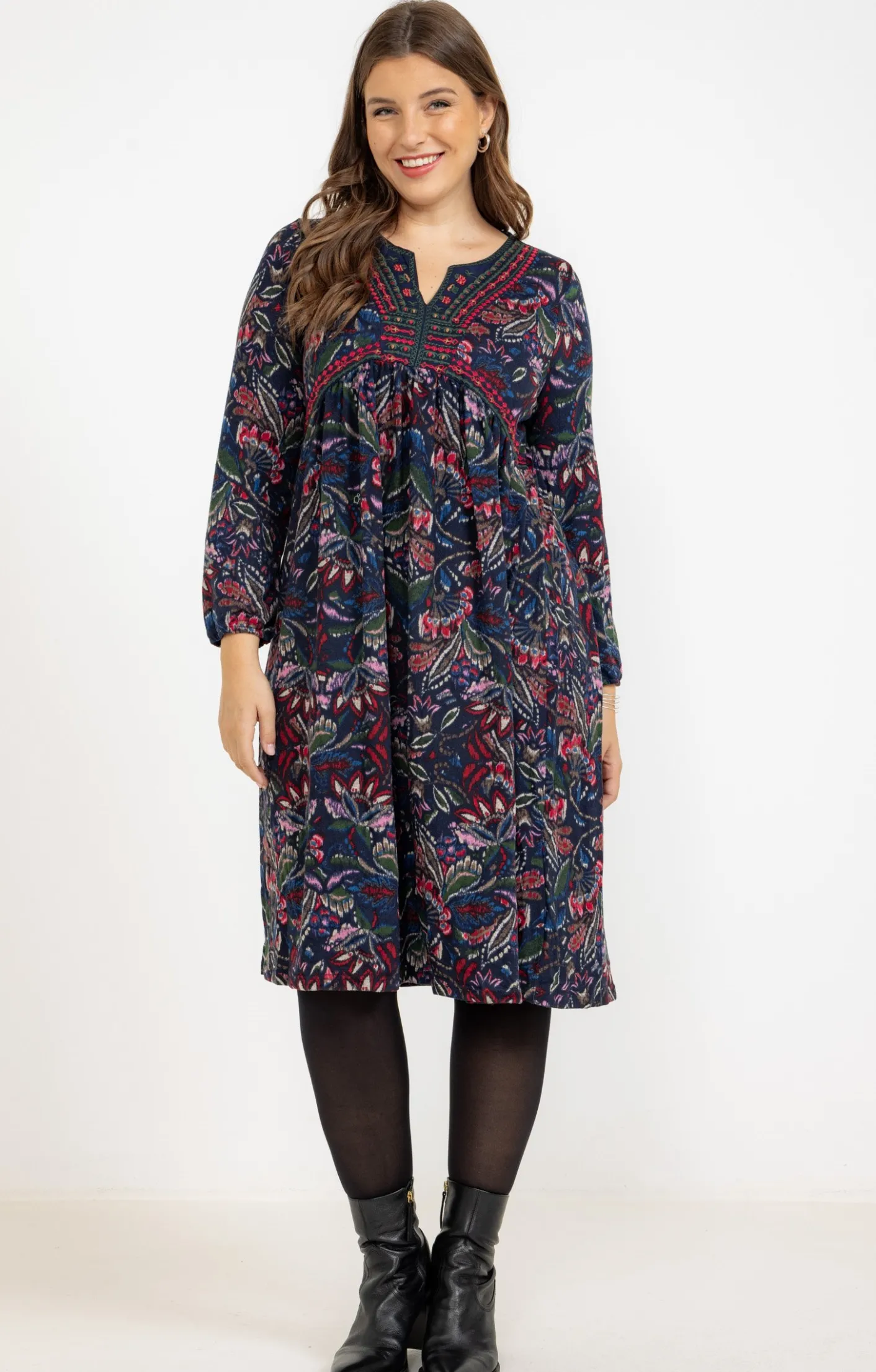 Toscane Boutique Robe en maille avec col plastron| Robes