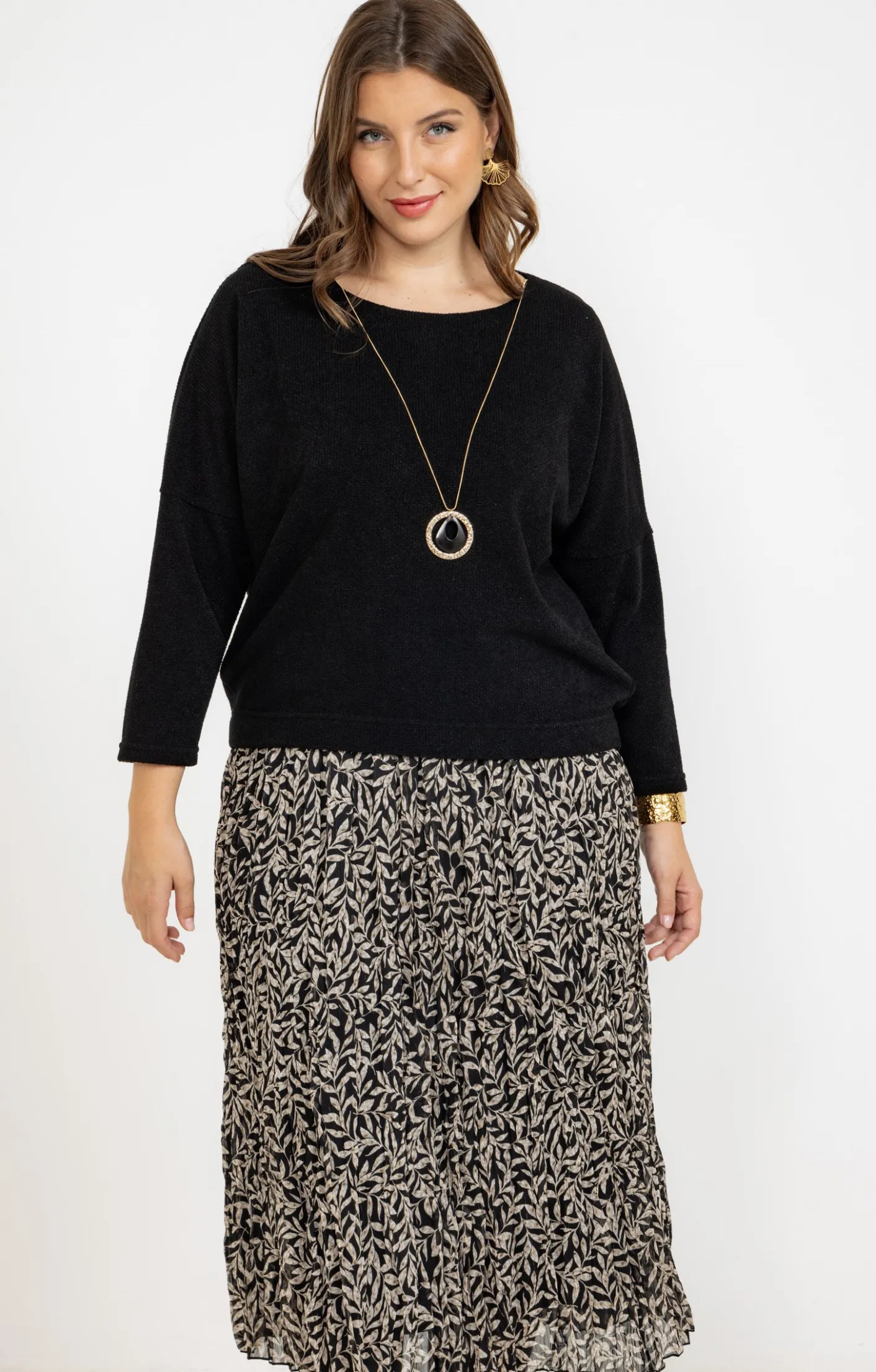 Toscane Boutique Robe longue 2-en-1 pull et collier| Robes