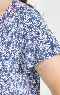 Toscane Boutique Tee-shirt à imprimé fleurs| Tee-shirts