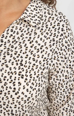 Toscane Boutique Tee-shirt effet chemise léopard| Tee-shirts