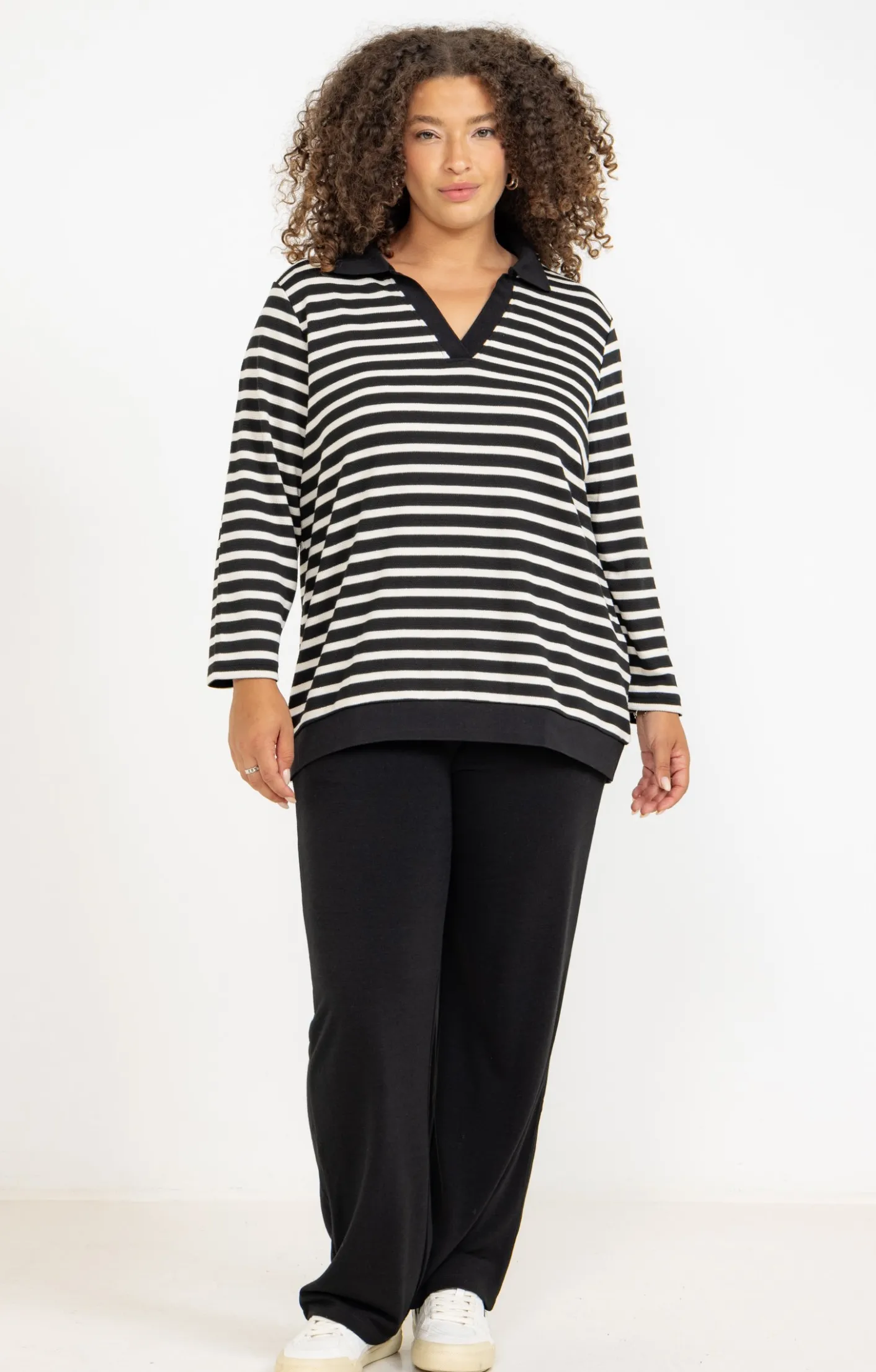 Toscane Boutique Tee-shirt forme polo rayé| Tee-shirts