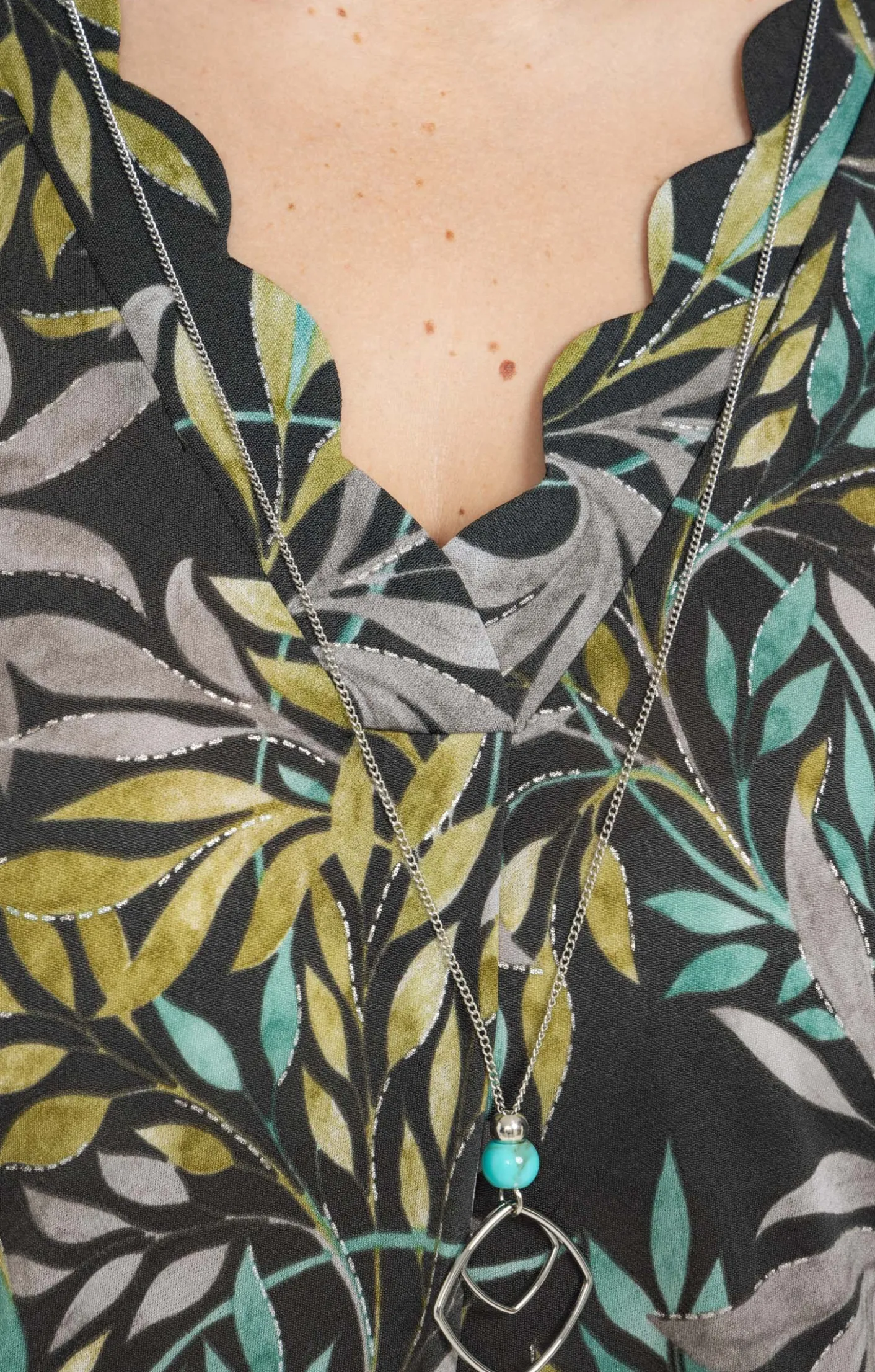 Toscane Boutique Tee-shirt imprimé feuillage| Tee-shirts
