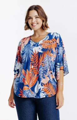 Toscane Boutique Tee-shirt poncho imprimé avec collier| Tee-shirts