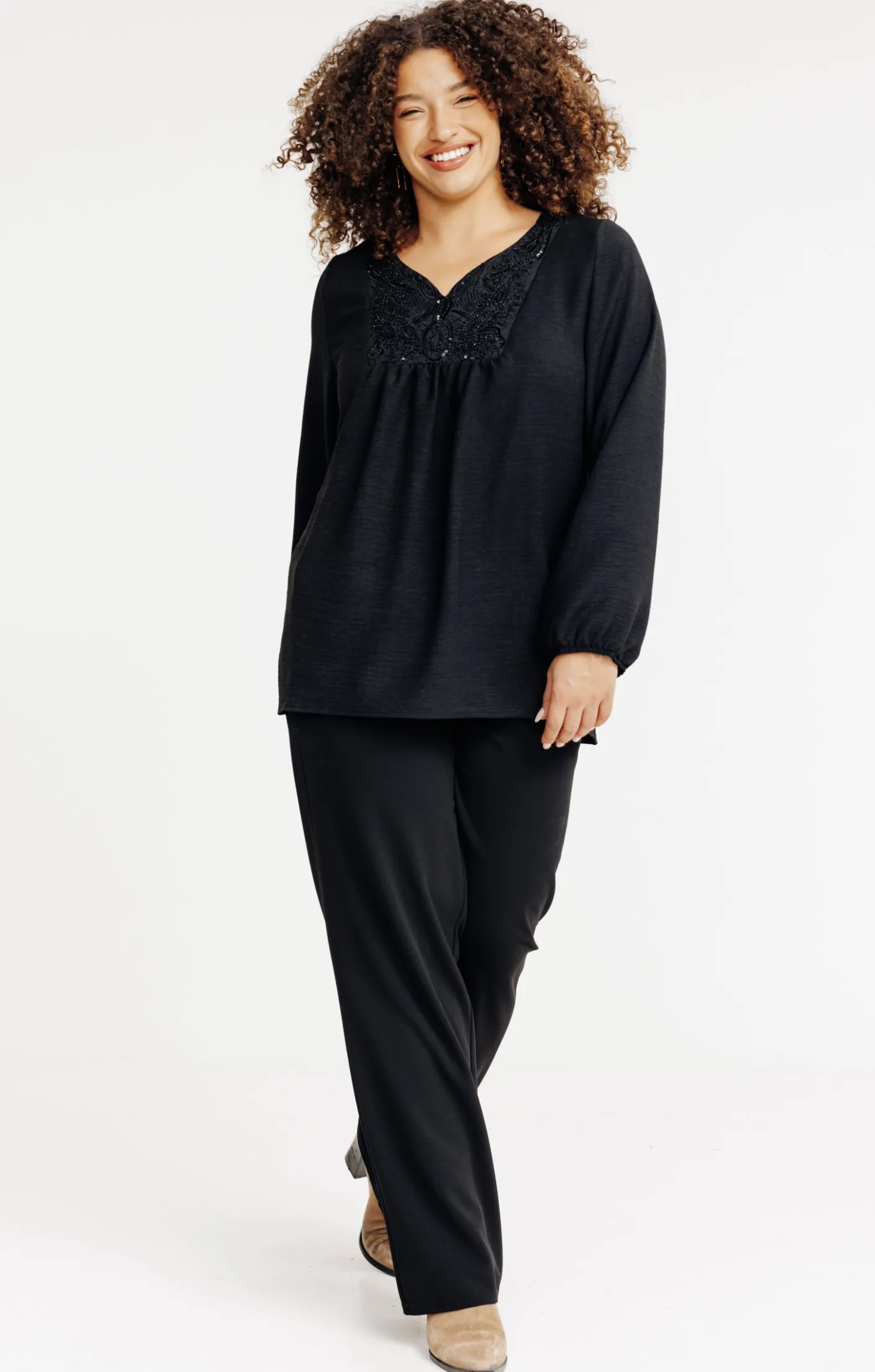 Toscane Boutique Tee-shirt uni avec plastron| Tee-shirts
