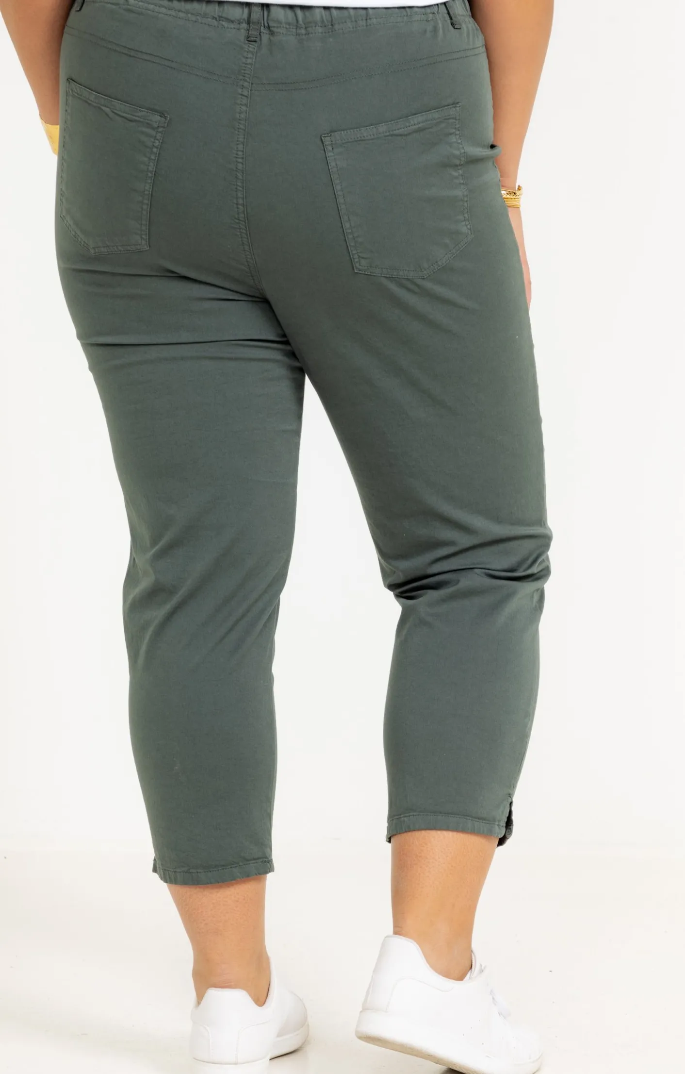 Toscane Boutique Tregging court détail rivet| Pantalons